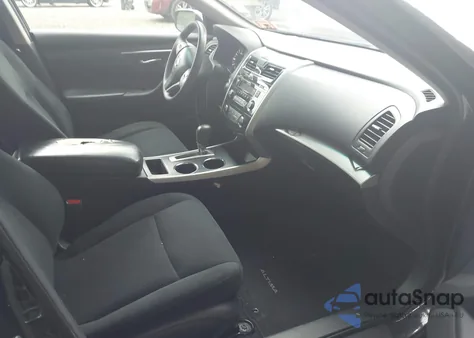 2015 Nissan Altima 2.5/S/Sv/Sl from USA, damaged, VIN 1N4AL3AP5FC470157